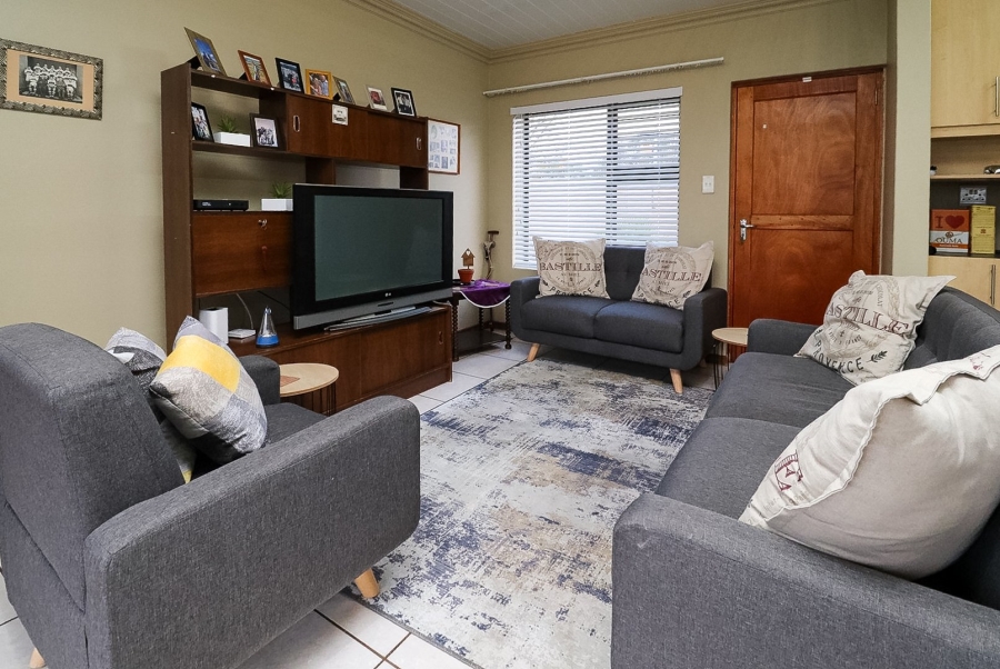 1 Bedroom Property for Sale in Wilkoppies North West